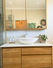 Load image into Gallery viewer, Clear Glass Bottle With Bamboo Rimmed Pump Lid