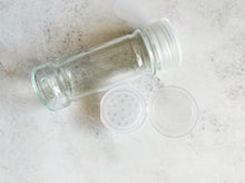 Load image into Gallery viewer, Glass Spice Bottle 100ml