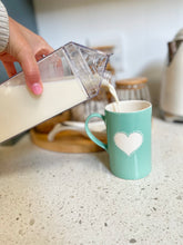 Load image into Gallery viewer, Clear Plastic Carton