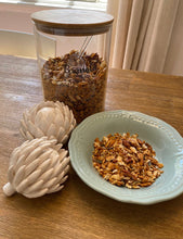 Load image into Gallery viewer, Round Glass Jars - Natural Bamboo Lid (All Sizes)