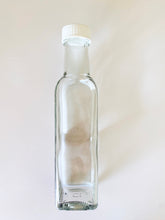 Load image into Gallery viewer, Oil &amp; Vinegar Glass Bottle - Clear
